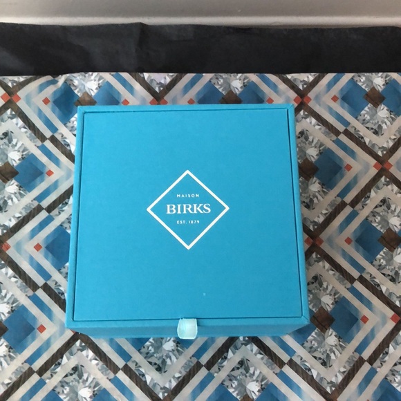 Birks Necklace and Earring Box Ribbon and Packaging - Picture 2 of 5